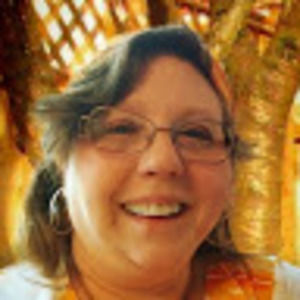 Meet your Posher, Lisa ann